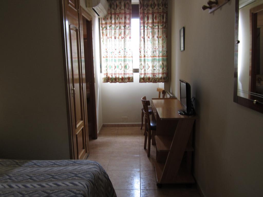 Pension Mollo Madrid Rum bild