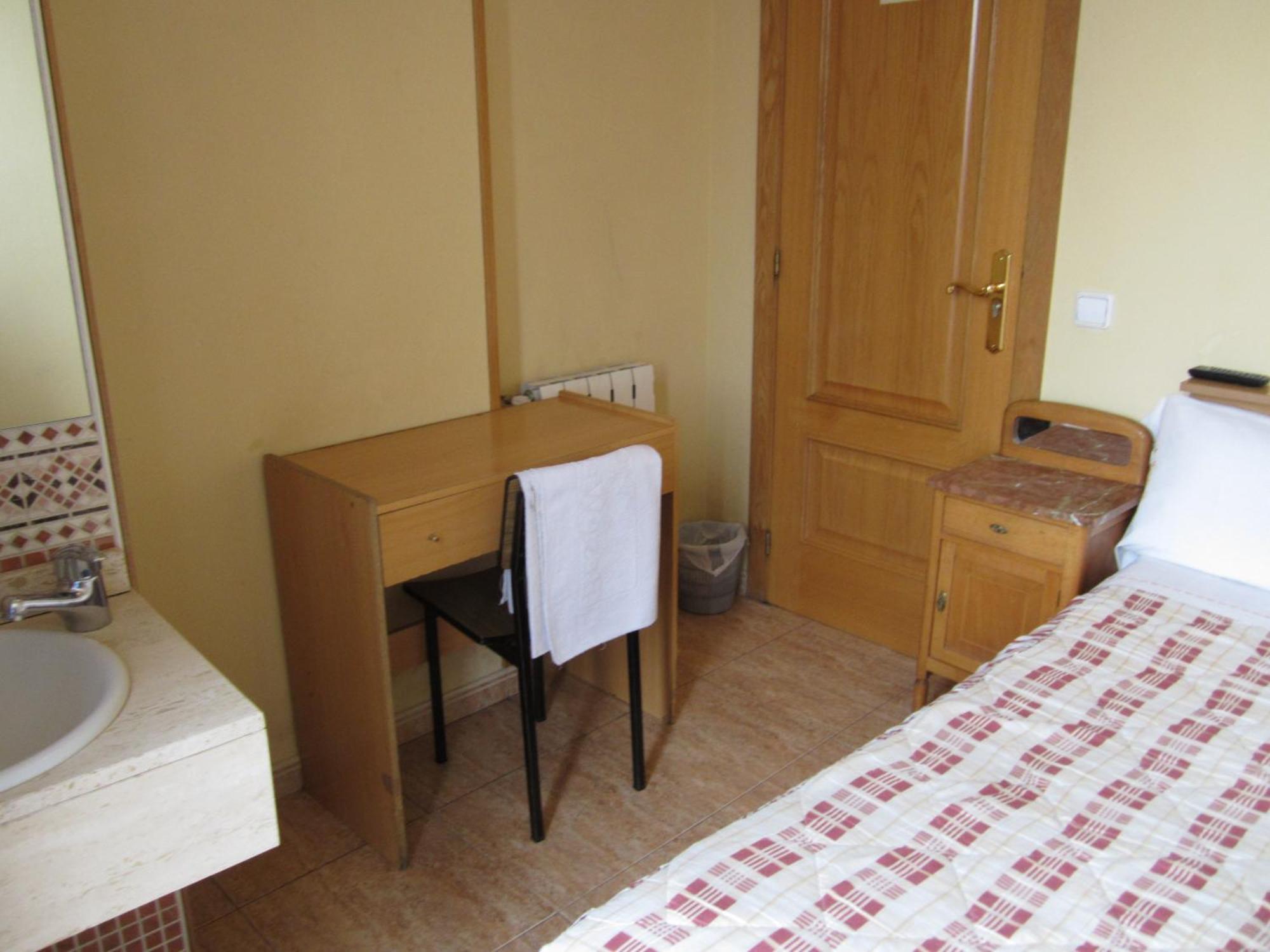 Pension Mollo Madrid Rum bild