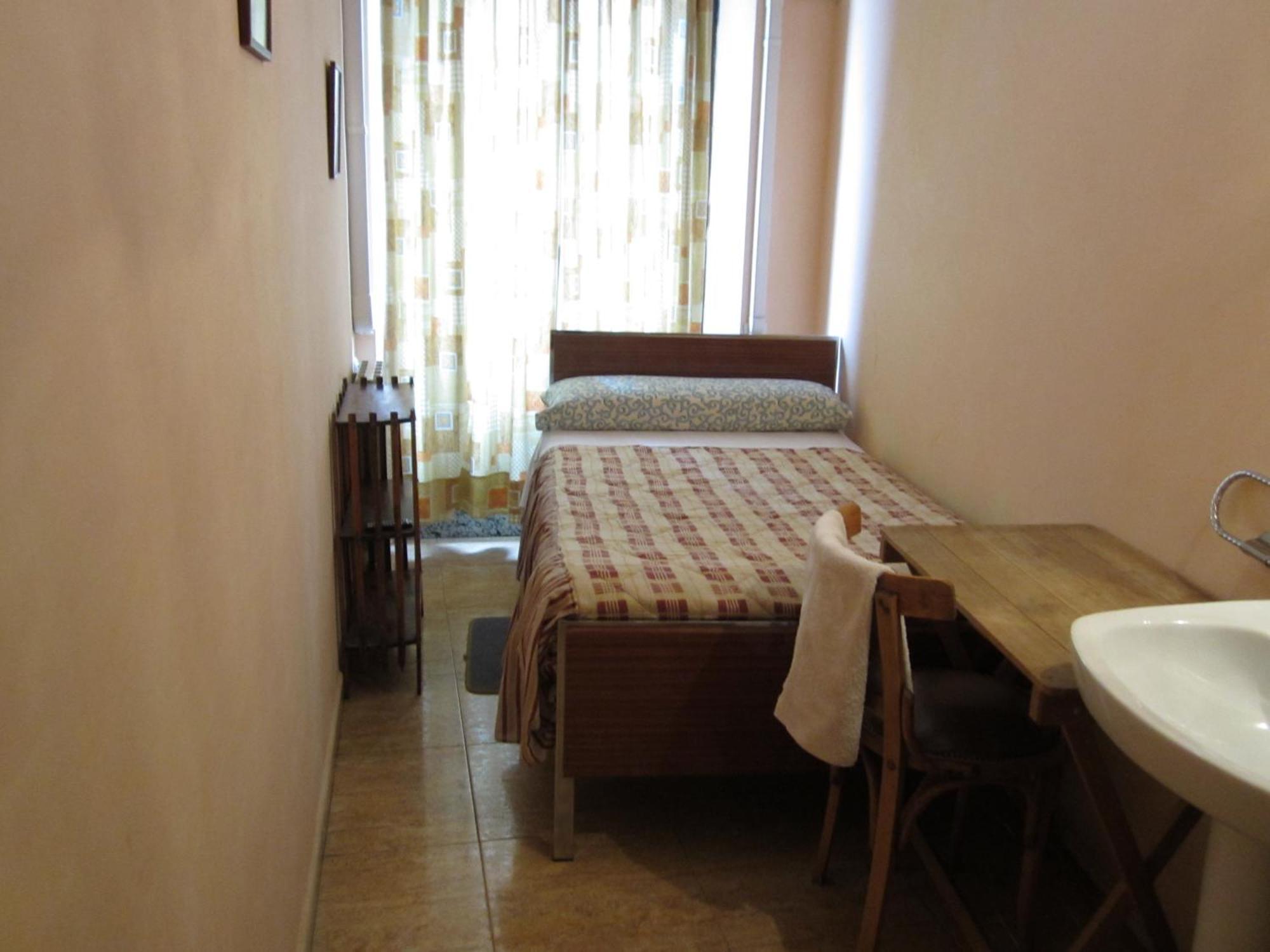 Pension Mollo Madrid Rum bild